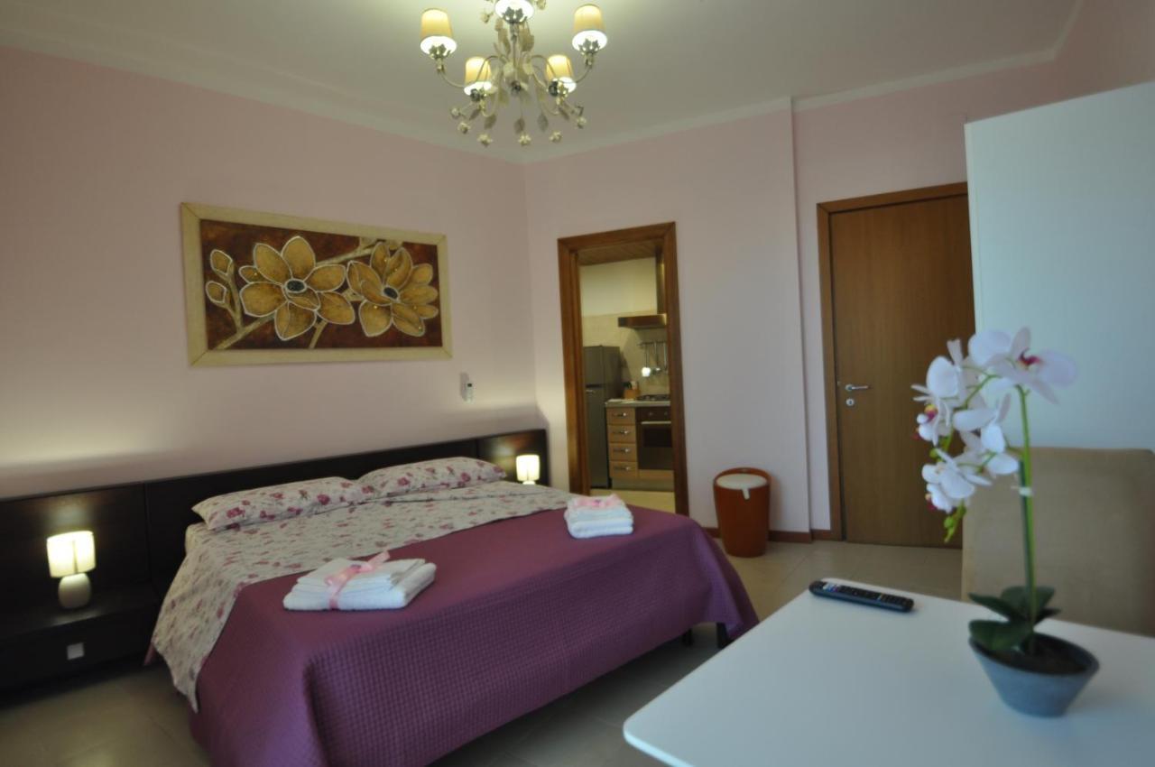 Boat Dreams , Garden Relax Apartment Matino Bagian luar foto